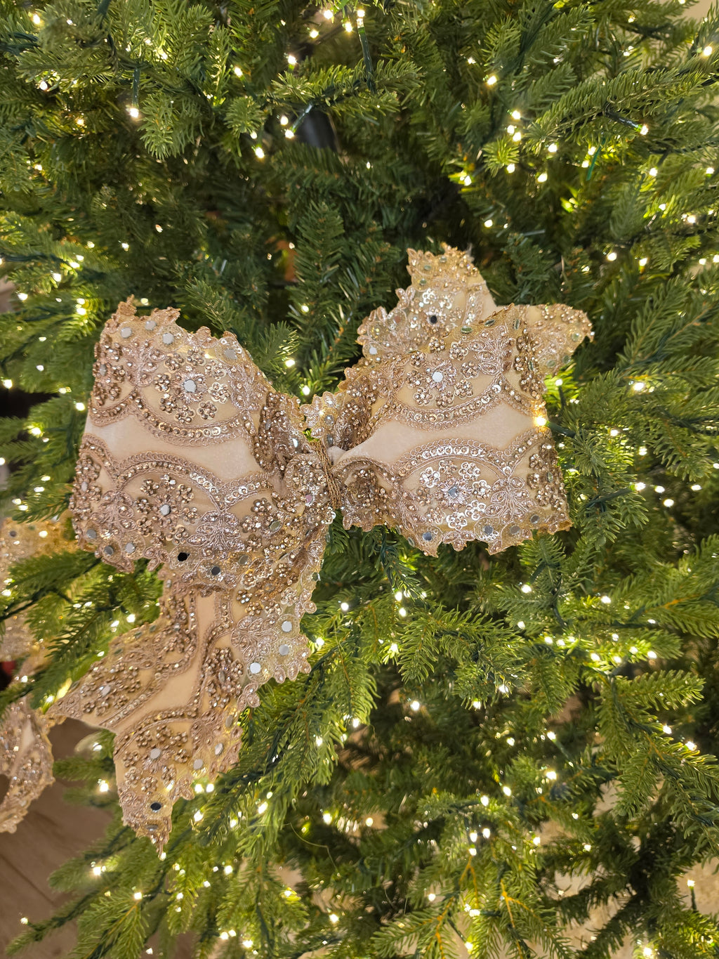Large Gold Bows set of 4