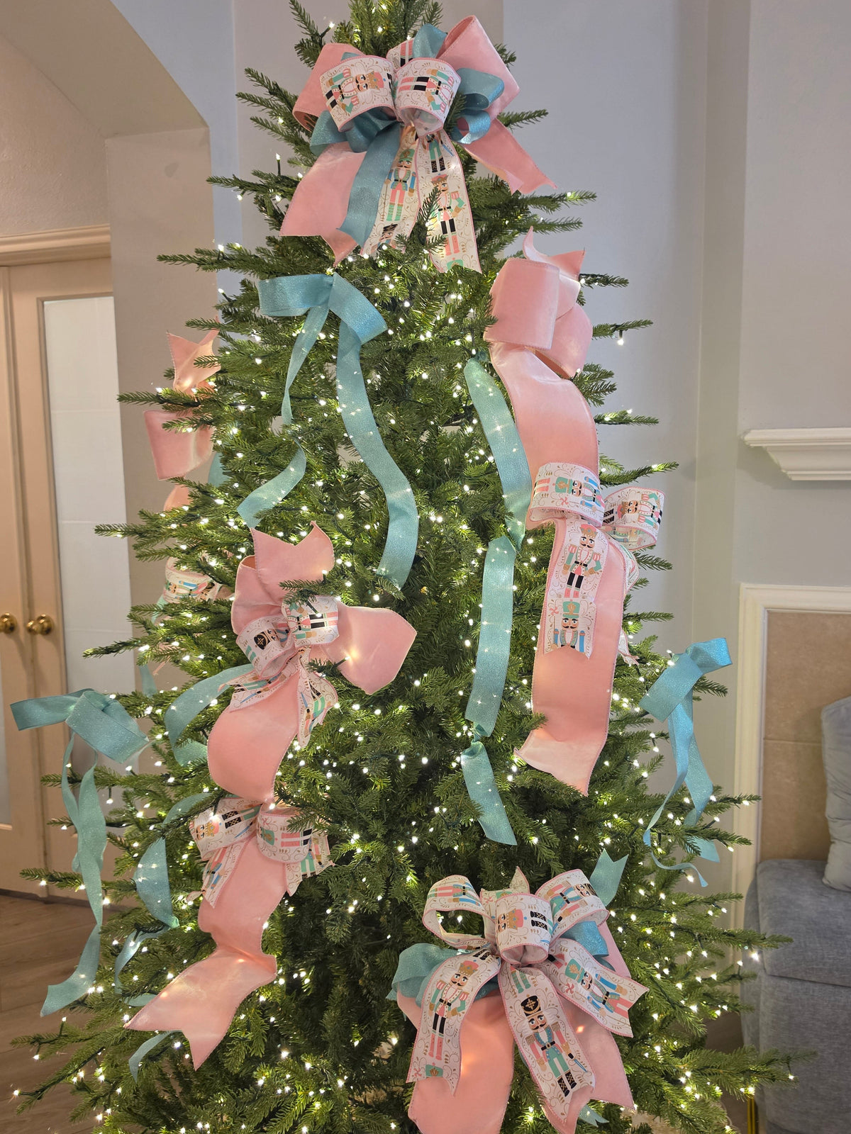 Pink & Teal Nutcracker Christmas Bow Bundle Bows & Loops