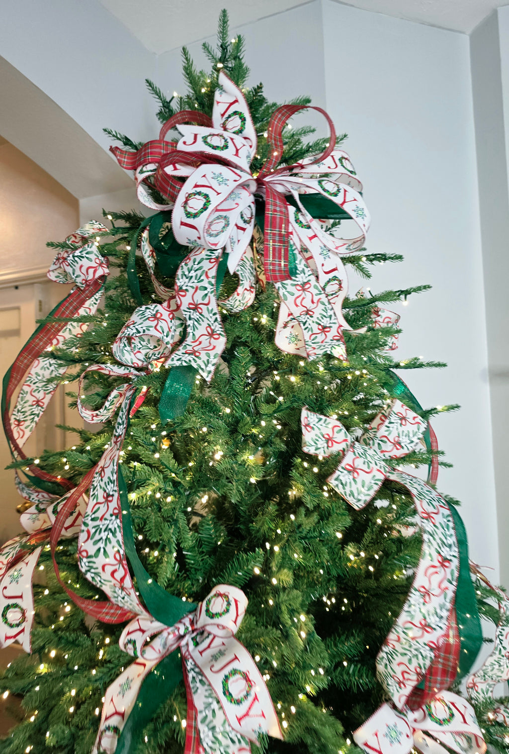 Joyful Traditions Bundle of Bows