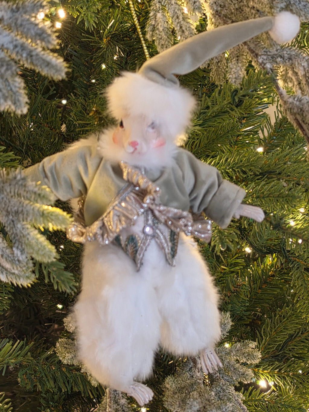 Vickerman Squirrel Ornaments 7.5-inch set of 2