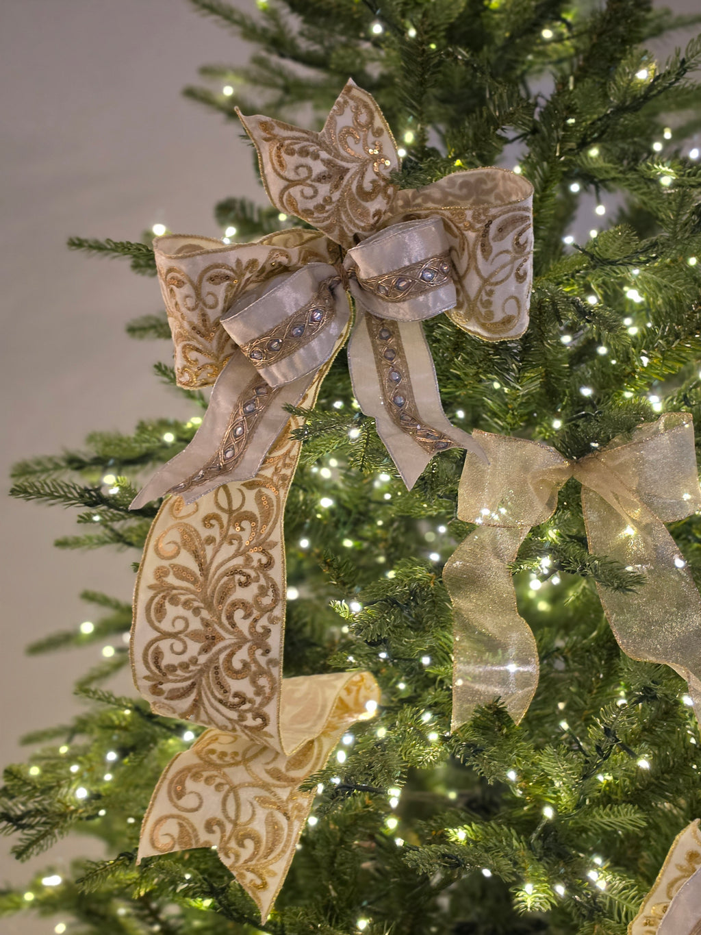 Gilded Jewel Scroll Bows Bundle