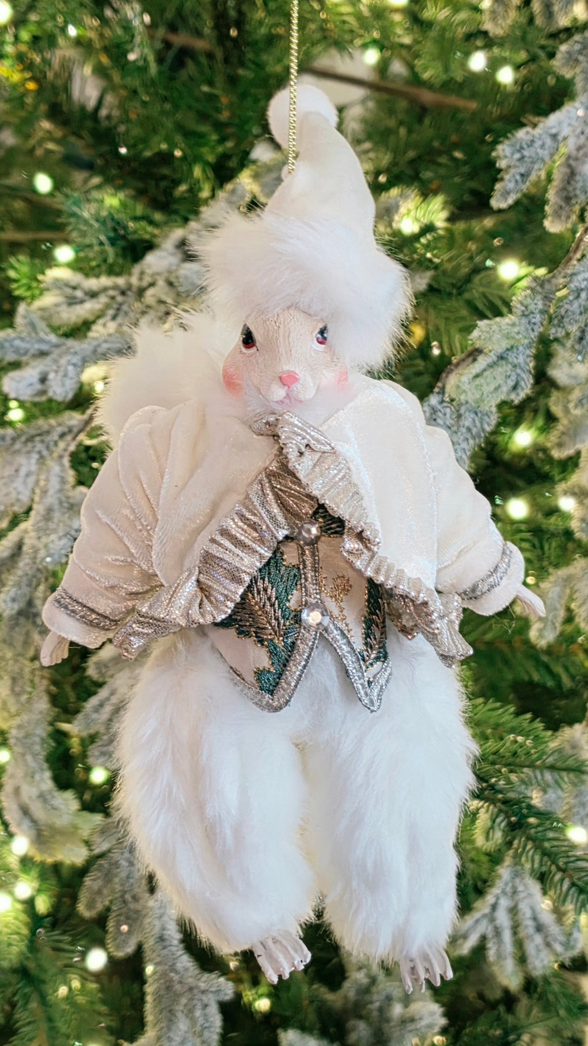 Vickerman Squirrel Ornaments 7.5-inch set of 2
