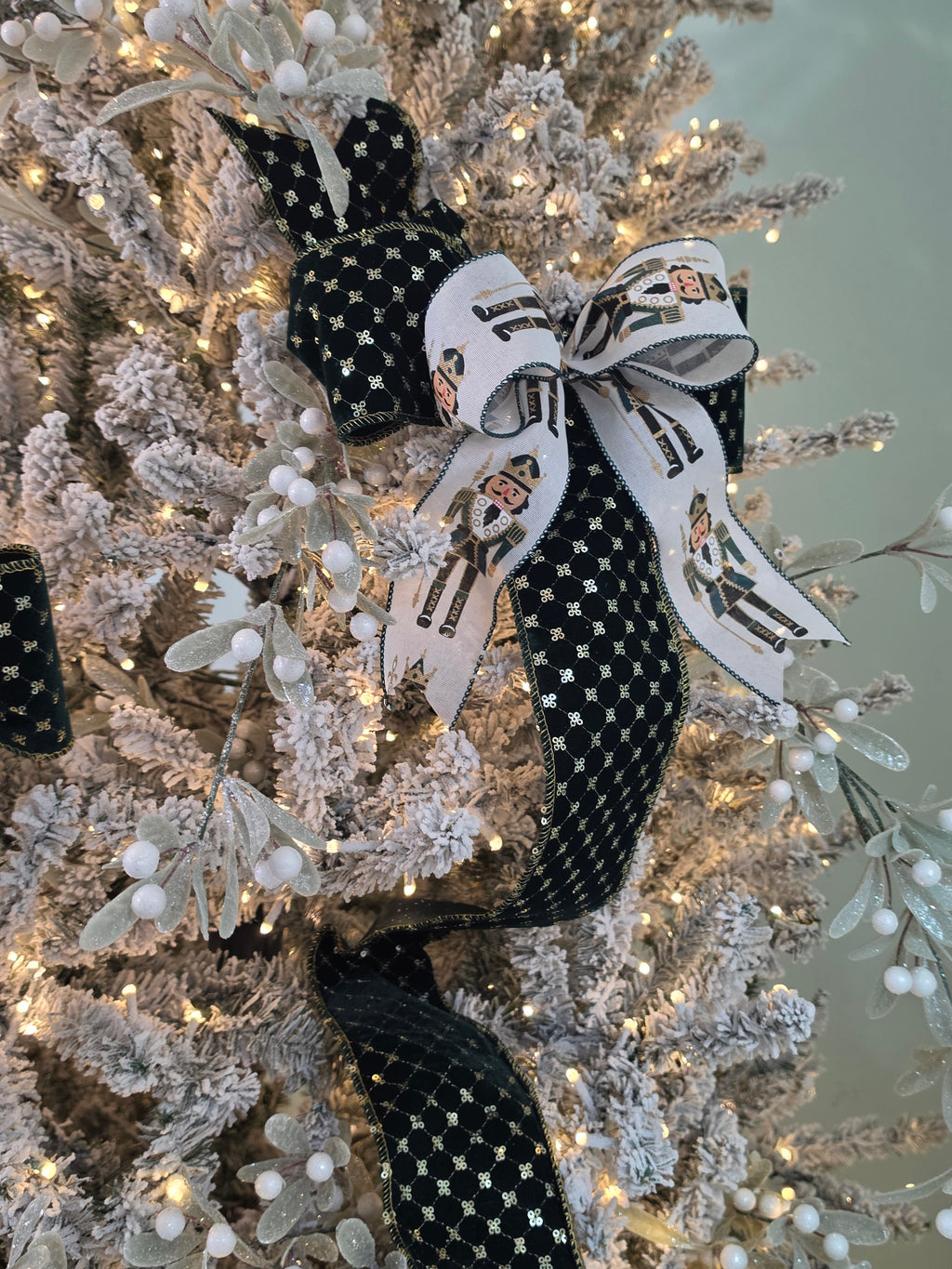 Nutcracker Christmas Bow Bundle/ Forest Green, Ivory & Gold